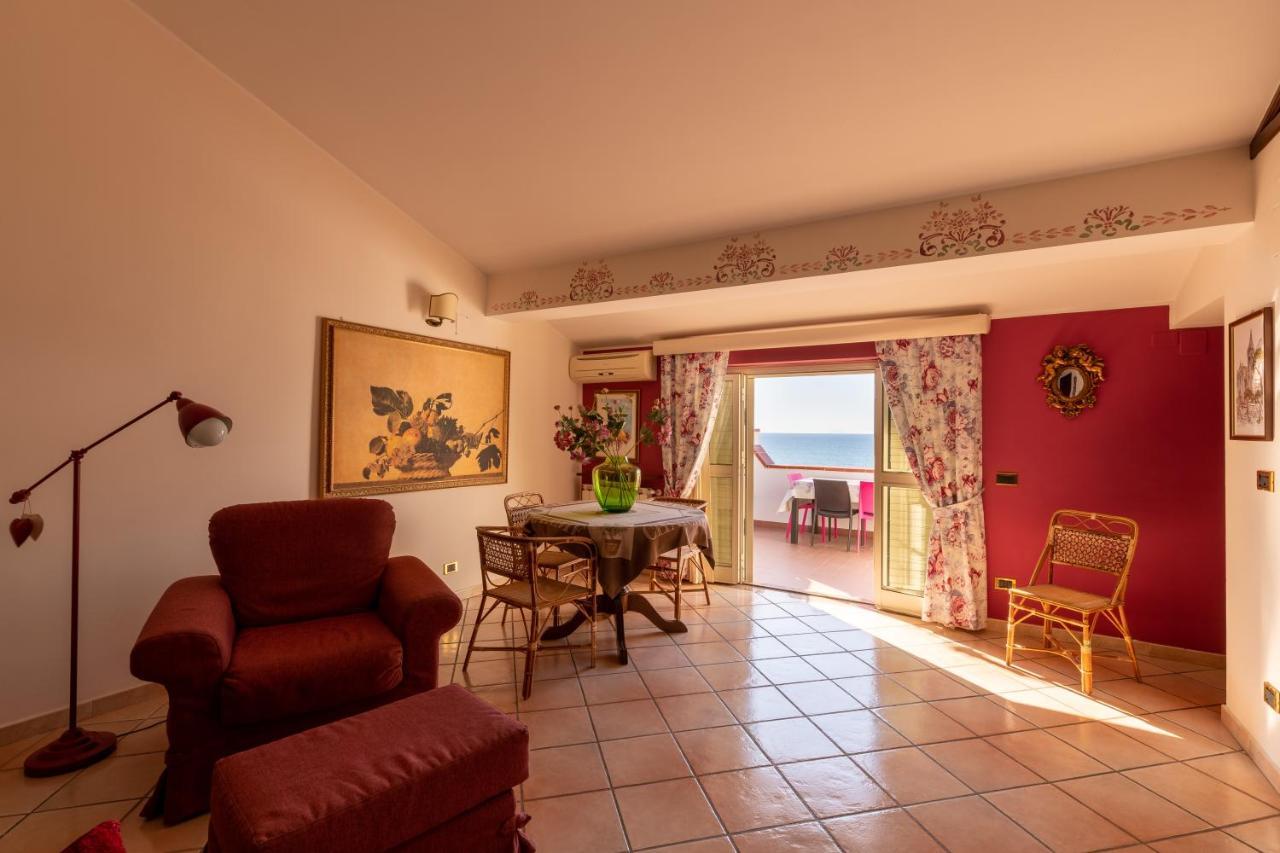 Vacanze Al Mare Patrizia'S Sweet Home Terme Vigliatore Eksteriør bilde