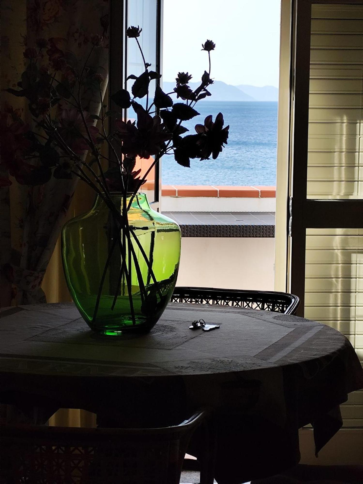 Vacanze Al Mare Patrizia'S Sweet Home Terme Vigliatore Eksteriør bilde