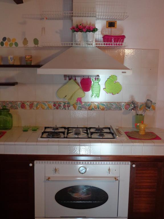 Vacanze Al Mare Patrizia'S Sweet Home Terme Vigliatore Rom bilde